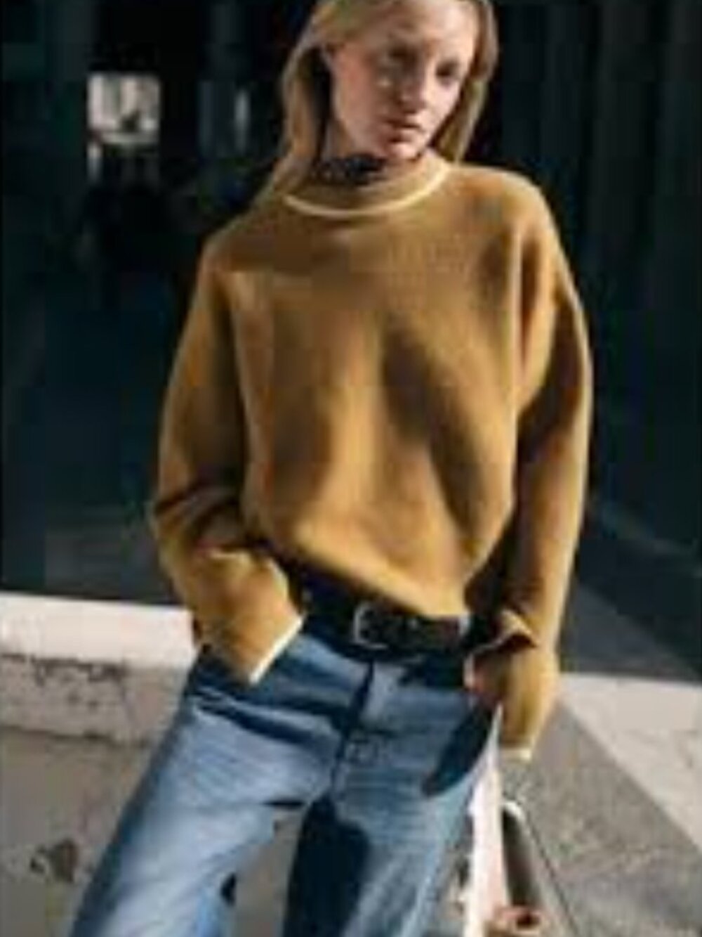 Size M Zara Crewneck Knit Sweater with Contrast Trim